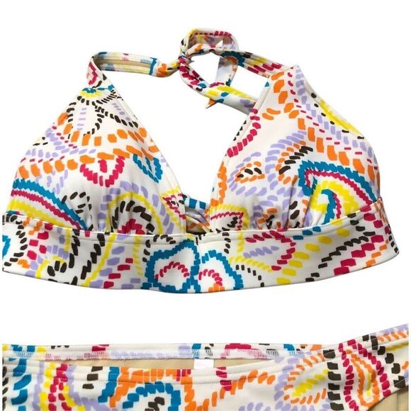 VS Victoria’s Secret Bikini Set Top Triangle Halter Floral Paisley white backgro - Picture 3 of 13